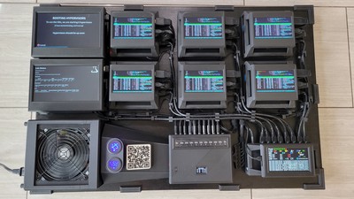 Another overall view showing the bootup of hypervisors.